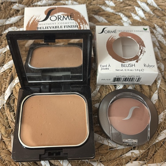 SORMÉ Other - Sormé Wet/Dry Powder Foundation and Blush Set